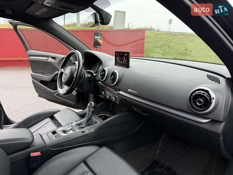 Седан Audi A3 2015 в Києві