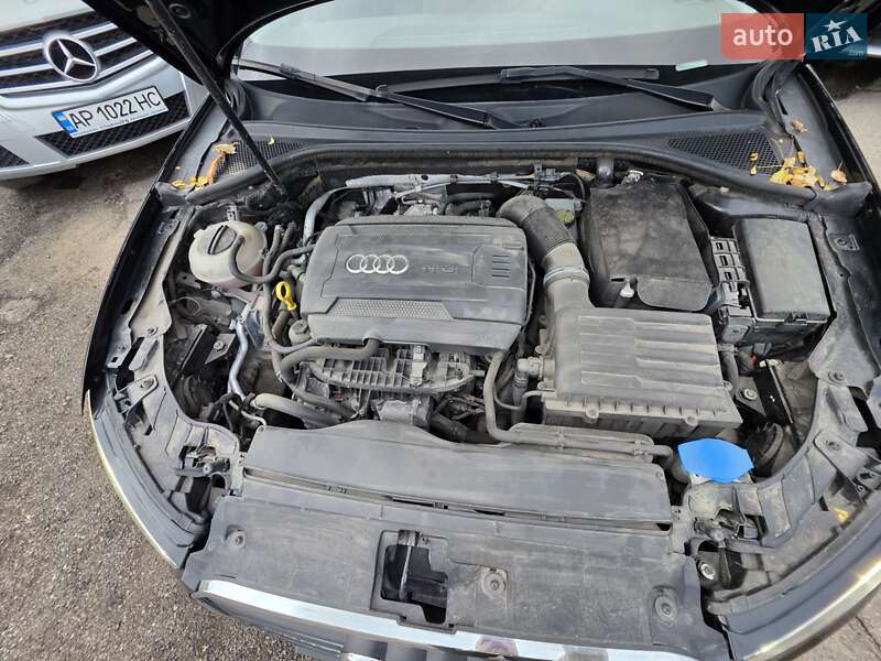 Седан Audi A3 2015 в Запоріжжі