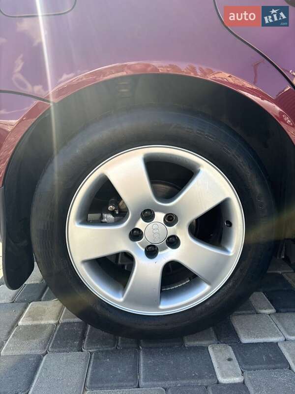 Хэтчбек Audi A3 2000 в Николаеве