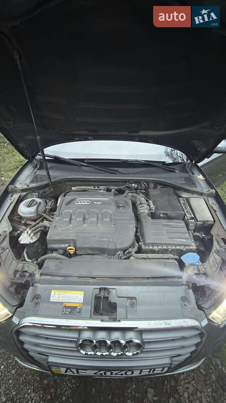 Седан Audi A3 2016 в Новомосковске