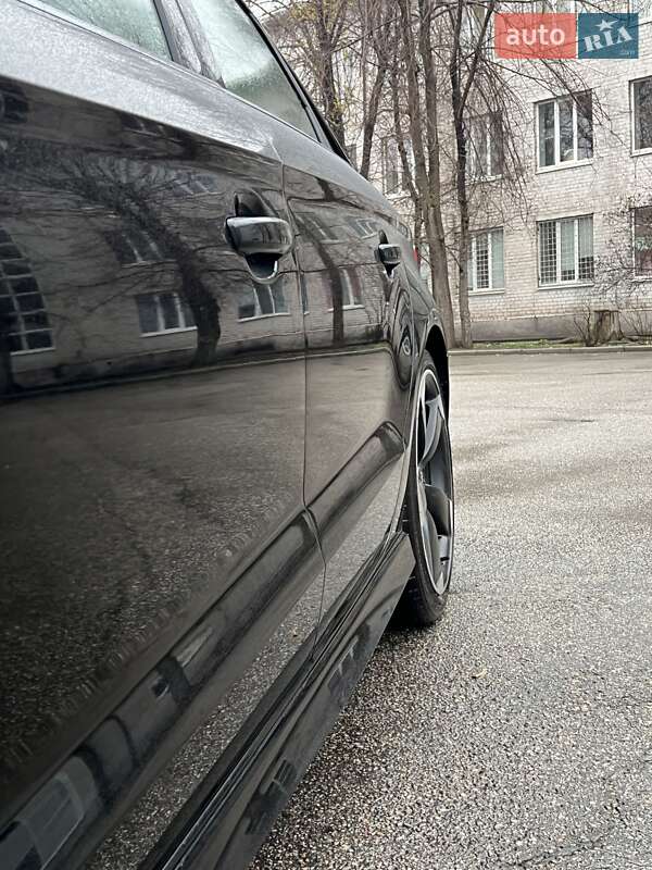 Седан Audi A3 2016 в Кривом Роге