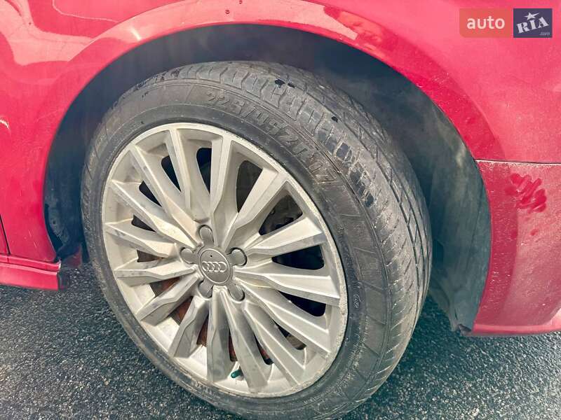 Хэтчбек Audi A3 2018 в Киеве