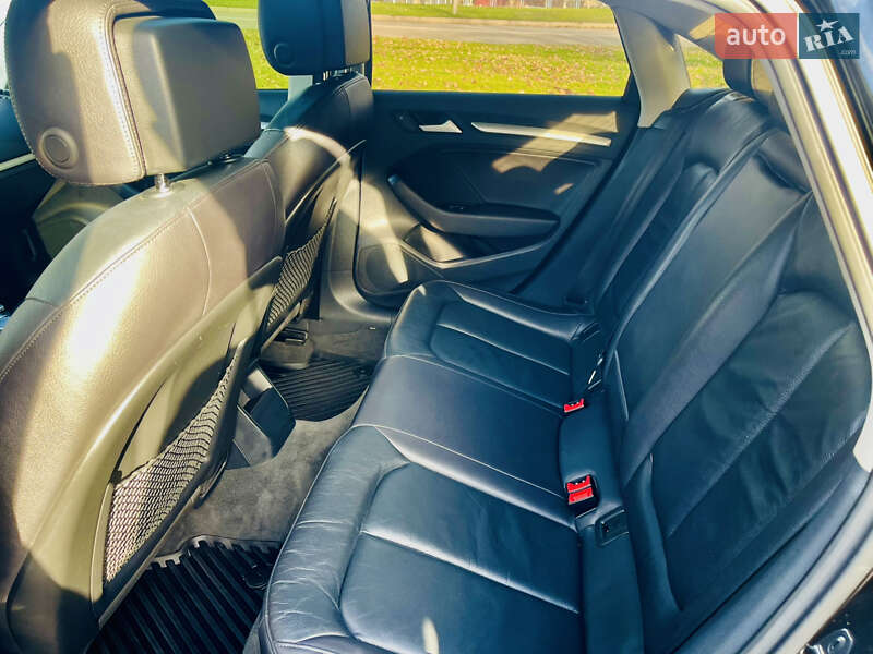 Седан Audi A3 2014 в Кропивницком