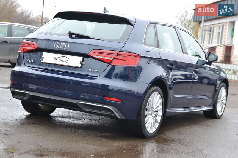 Хэтчбек Audi A3 2017 в Луцке фото 8 Хэтчбек Audi A3 2017 в Луцке