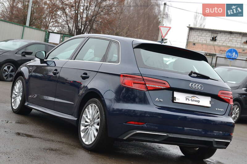 Хэтчбек Audi A3 2017 в Луцке фото 11 Хэтчбек Audi A3 2017 в Луцке