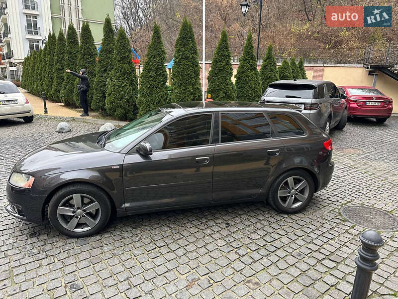 Хетчбек Audi A3 2010 в Києві