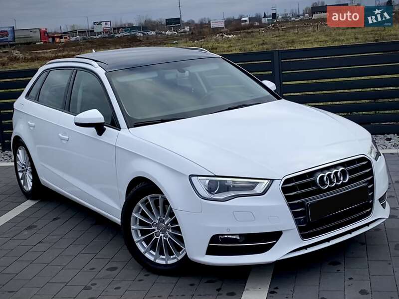 Хэтчбек Audi A3 2016 в Мукачево