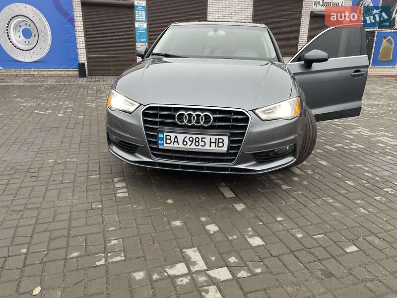 Седан Audi A3 2014 в Умани