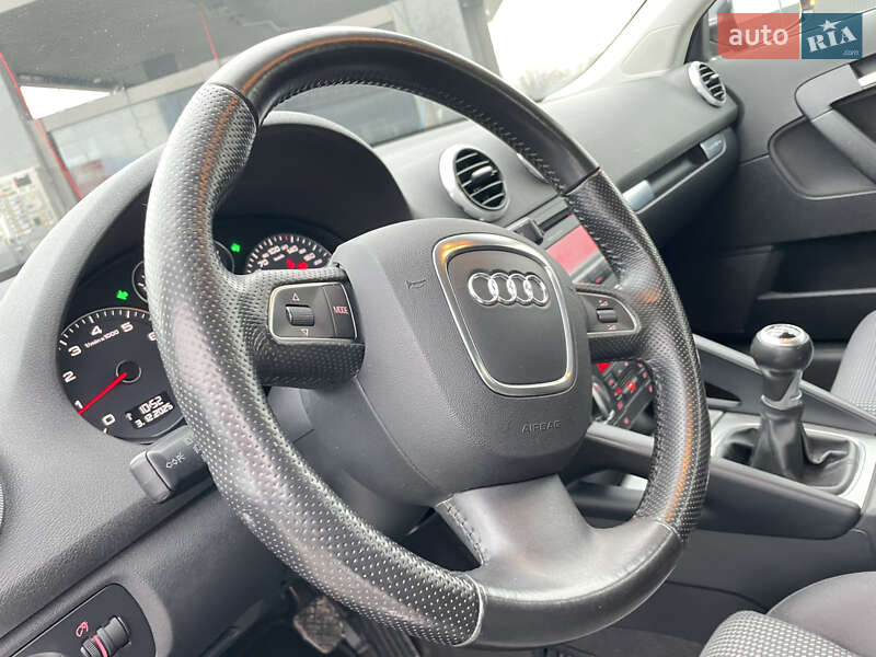 Хэтчбек Audi A3 2011 в Львове фото 18 Хэтчбек Audi A3 2011 в Львове