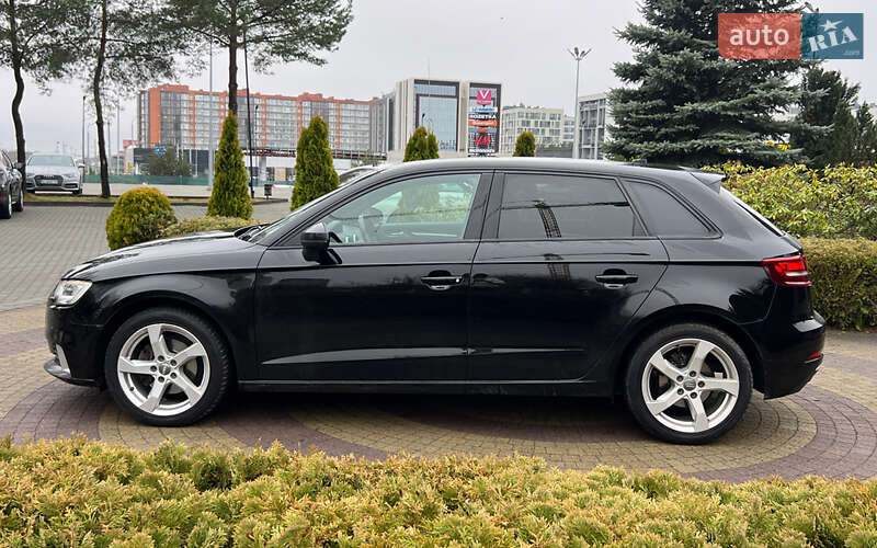 Хэтчбек Audi A3 2018 в Львове