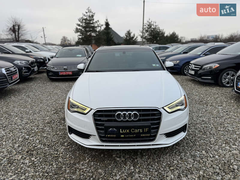 Седан Audi A3 2015 в Ивано-Франковске
