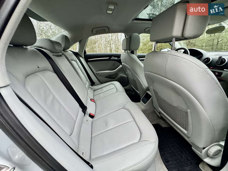 Седан Audi A3 2014 в Києві