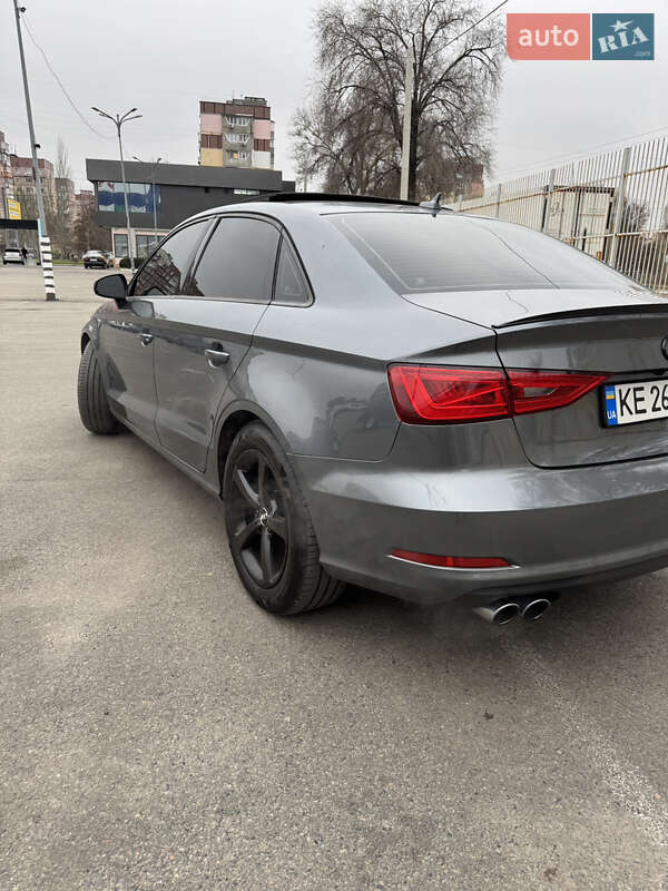 Седан Audi A3 2014 в Днепре