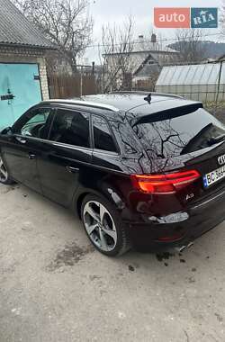 Хэтчбек Audi A3 2017 в Львове