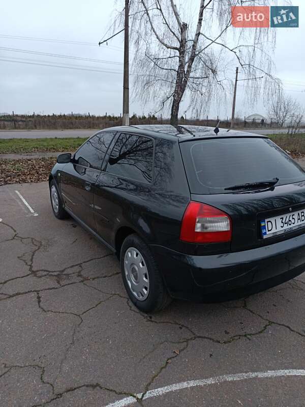 Хэтчбек Audi A3 2002 в Черкассах