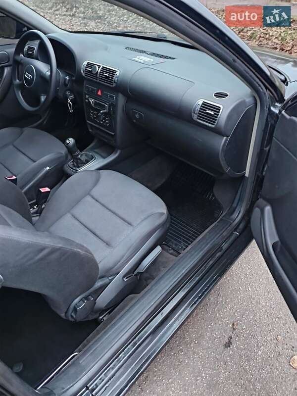 Хэтчбек Audi A3 2002 в Черкассах