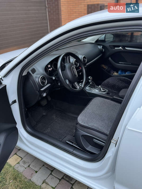 Хэтчбек Audi A3 2016 в Белой Церкви