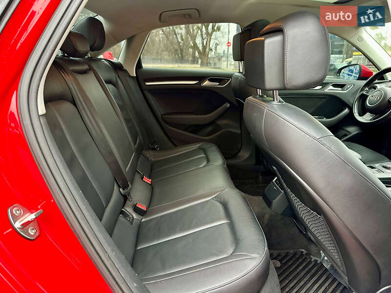 Седан Audi A3 2015 в Киеве фото 7 Седан Audi A3 2015 в Киеве