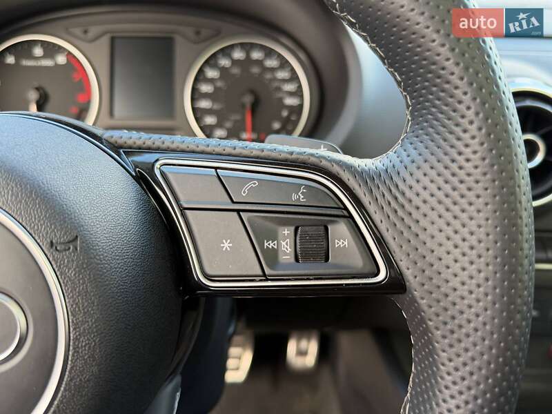 Седан Audi A3 2015 в Киеве фото 18 Седан Audi A3 2015 в Киеве