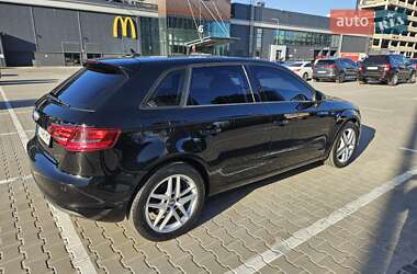 Хэтчбек Audi A3 2014 в Киеве