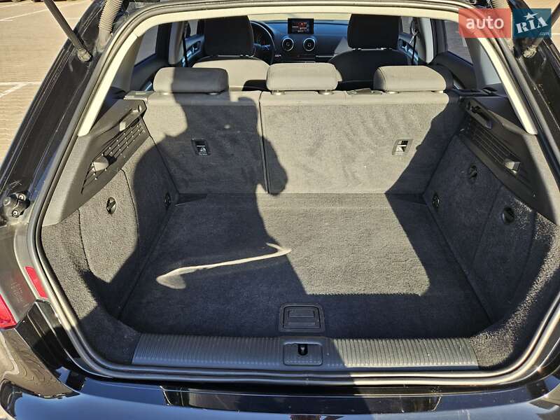 Хэтчбек Audi A3 2014 в Киеве