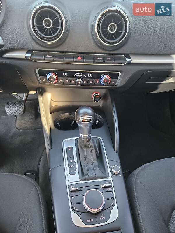 Хэтчбек Audi A3 2014 в Киеве фото 22 Хэтчбек Audi A3 2014 в Киеве