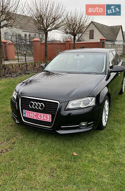Хэтчбек Audi A3 2011 в Луцке