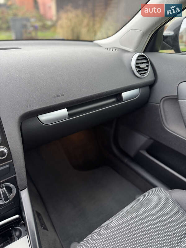 Хэтчбек Audi A3 2011 в Луцке фото 12 Хэтчбек Audi A3 2011 в Луцке