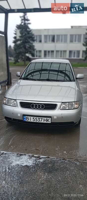 Хетчбек Audi A3 2000 в Лубнах