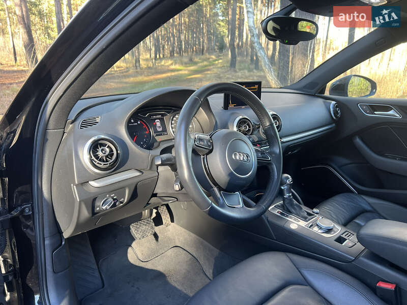 Седан Audi A3 2014 в Киеве