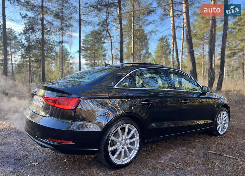 Седан Audi A3 2014 в Киеве