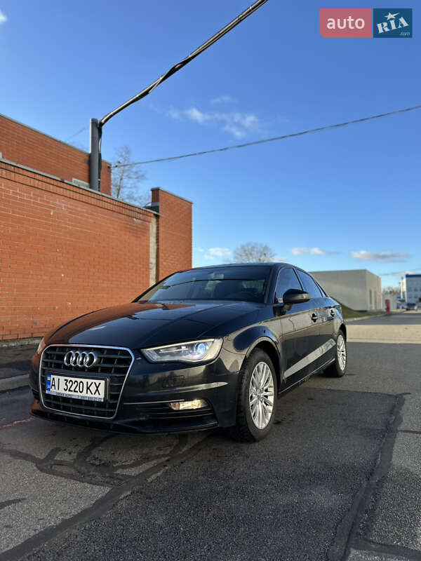 Седан Audi A3 2016 в Борисполе