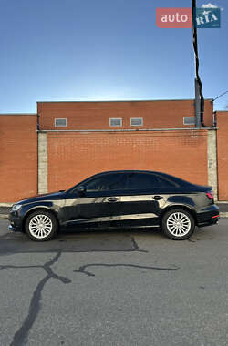 Седан Audi A3 2016 в Борисполе
