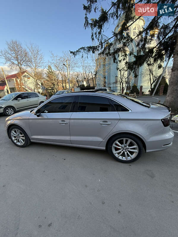 Седан Audi A3 2013 в Ивано-Франковске