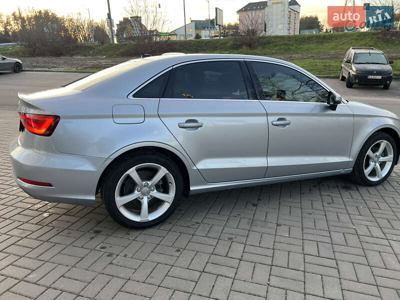Седан Audi A3 2015 в Киеве фото 9 Седан Audi A3 2015 в Киеве