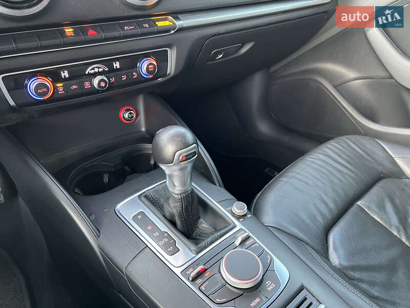 Седан Audi A3 2015 в Киеве фото 22 Седан Audi A3 2015 в Киеве