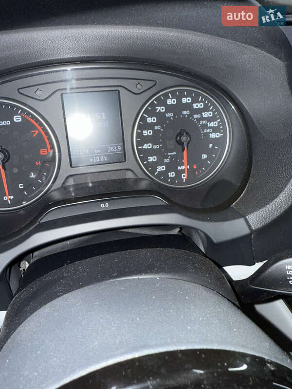 Седан Audi A3 2016 в Харькове