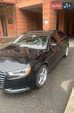 Седан Audi A3 2014 в Киеве