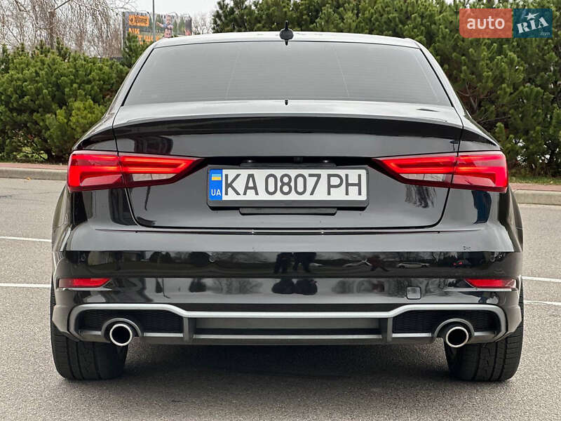 Седан Audi A3 2019 в Киеве