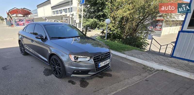Седан Audi A3 2014 в Ивано-Франковске