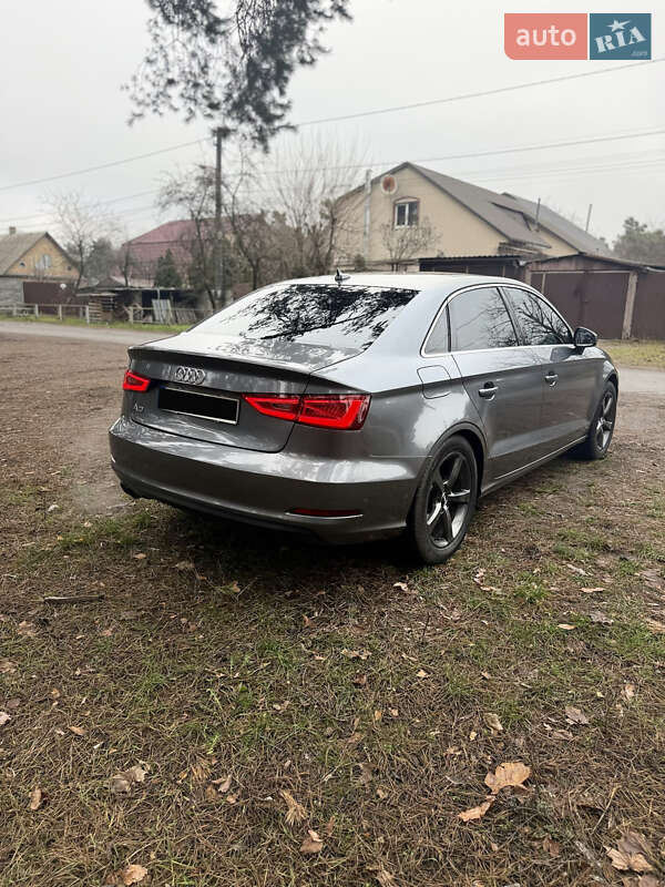 Седан Audi A3 2014 в Киеве фото 5 Седан Audi A3 2014 в Киеве