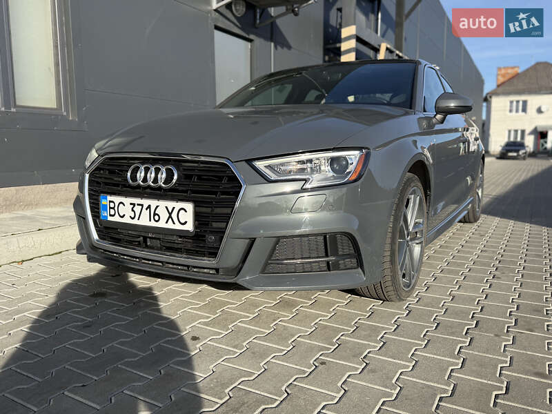 Седан Audi A3 2017 в Стрые