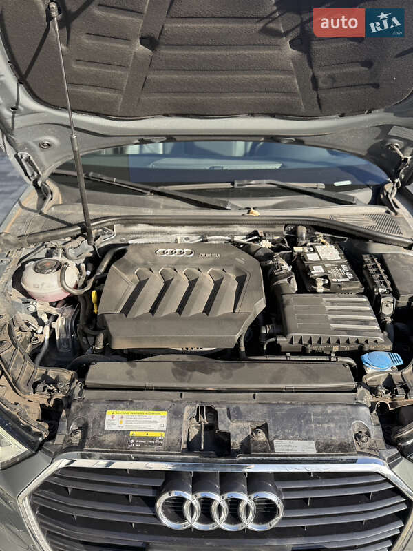 Седан Audi A3 2017 в Стрые