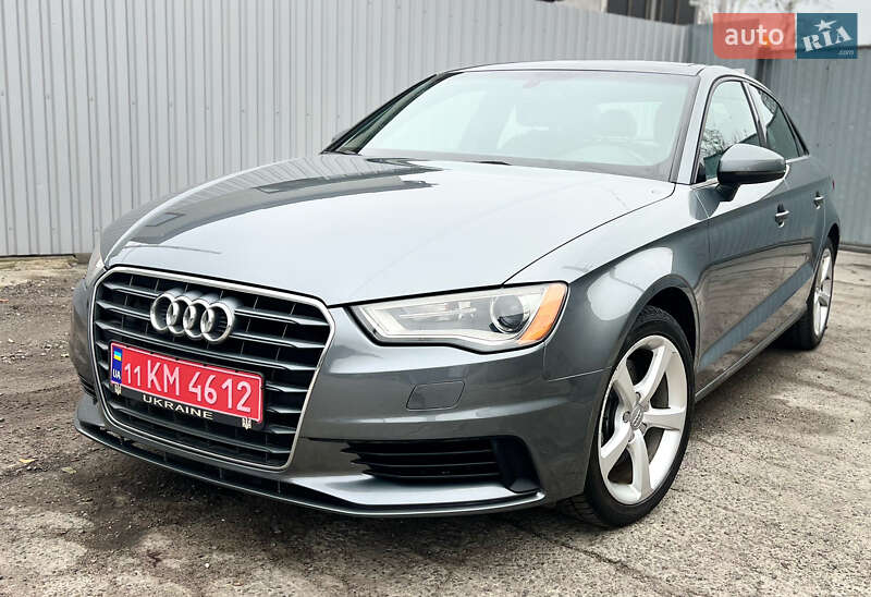 Седан Audi A3 2015 в Киеве