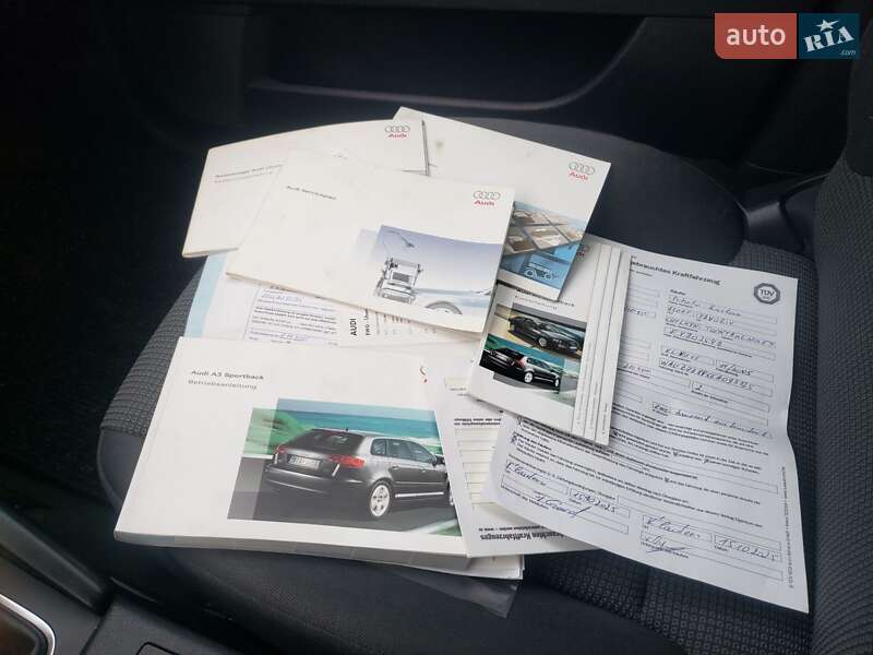 Хэтчбек Audi A3 2006 в Новояворовске