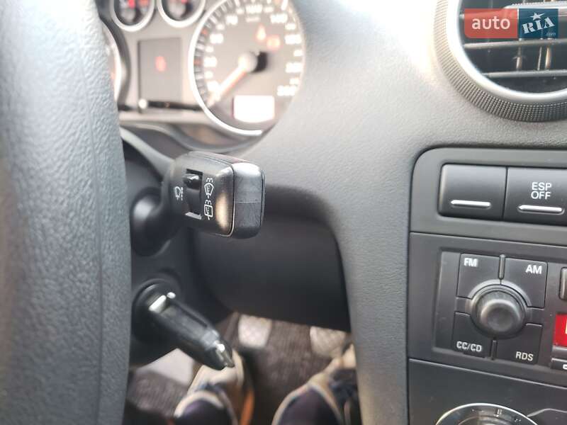 Хэтчбек Audi A3 2006 в Новояворовске