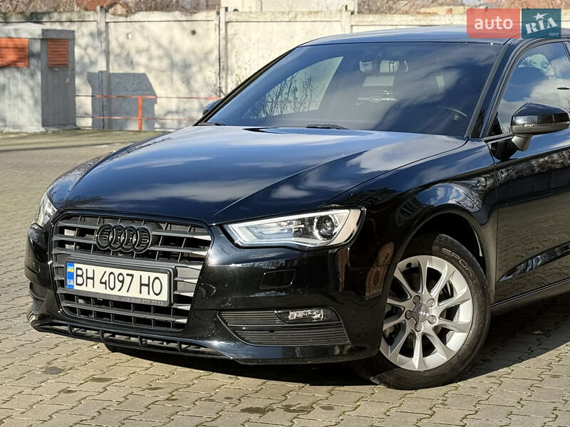 Хэтчбек Audi A3 2015 в Одессе фото 10 Хэтчбек Audi A3 2015 в Одессе