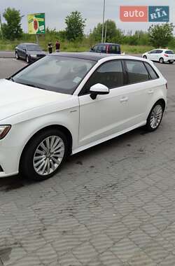Хэтчбек Audi A3 2016 в Львове