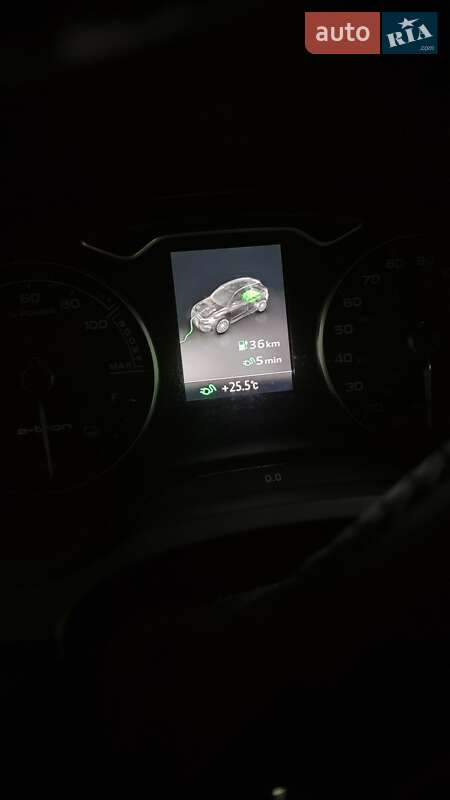 Хэтчбек Audi A3 2016 в Львове фото 32 Хэтчбек Audi A3 2016 в Львове