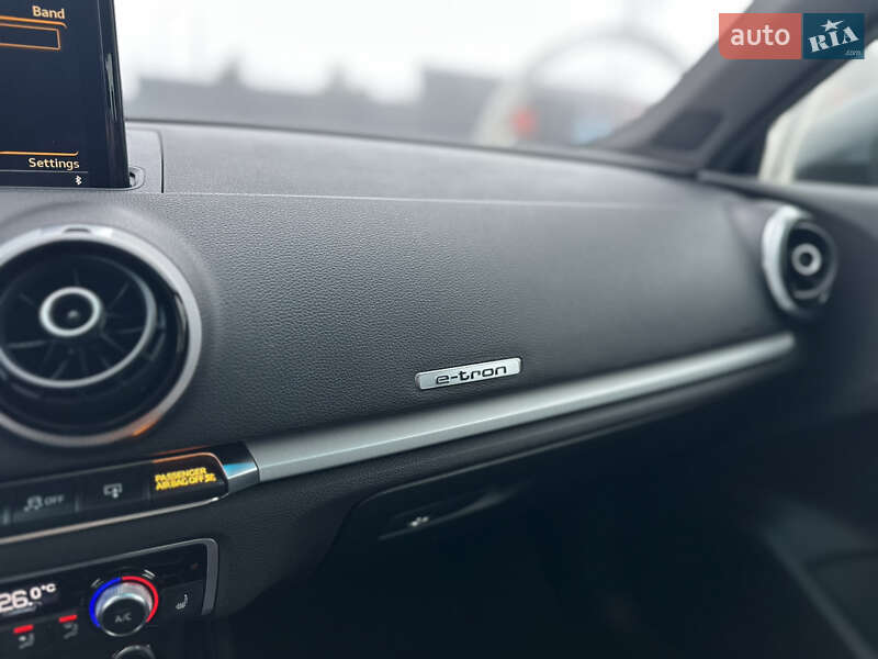 Хэтчбек Audi A3 2015 в Полтаве фото 10 Хэтчбек Audi A3 2015 в Полтаве